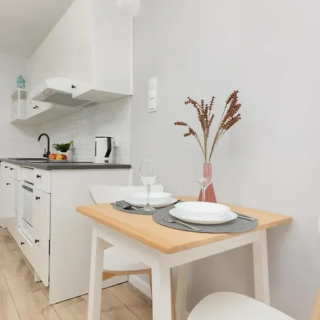 Center Metro Swietokrzyska By Renters * Warszawa